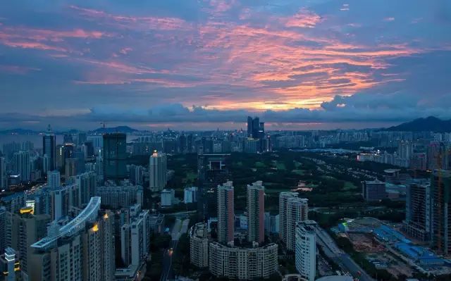 北京上海与深圳的经济总量_深圳经济特区(3)