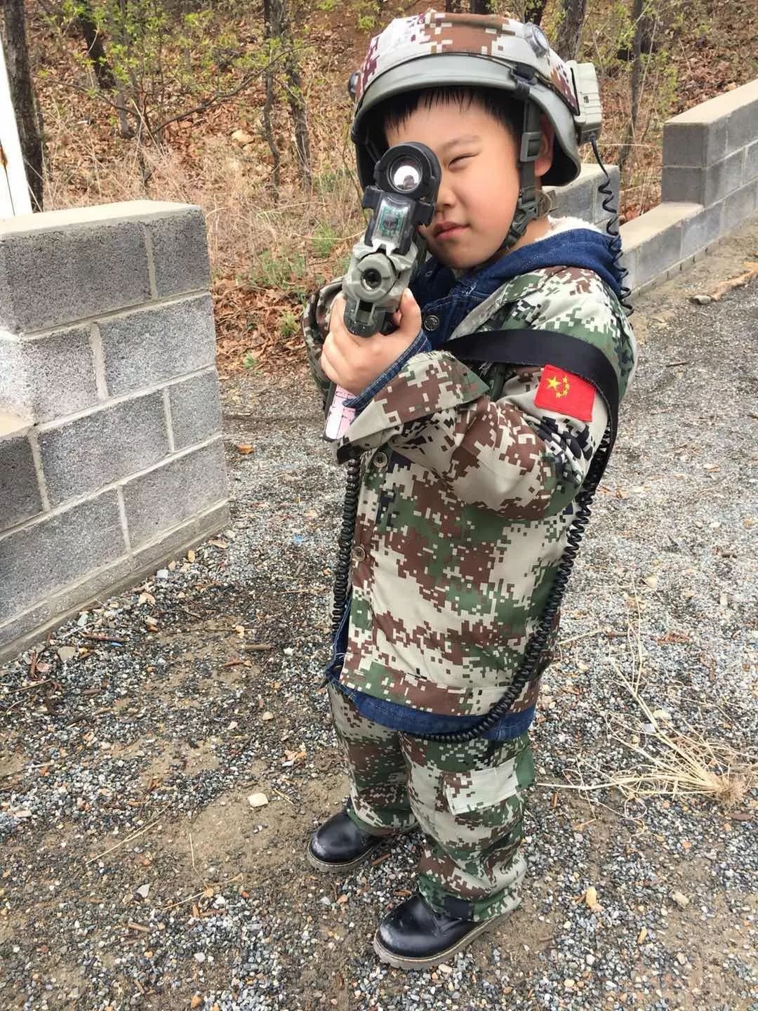 彩弹射击50发子弹或激光dk4000野战2小时(备注:彩弹枪可选择:s-10彩弹