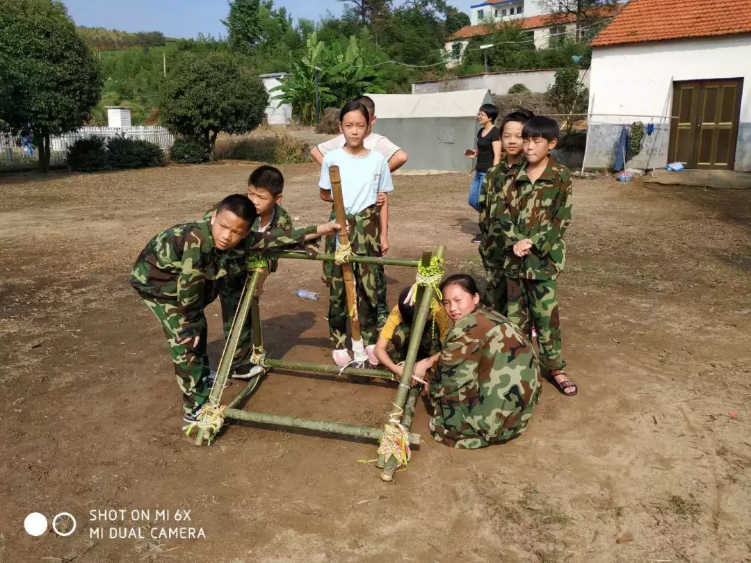 爱德小学组织开展六年级学生综合实践活动