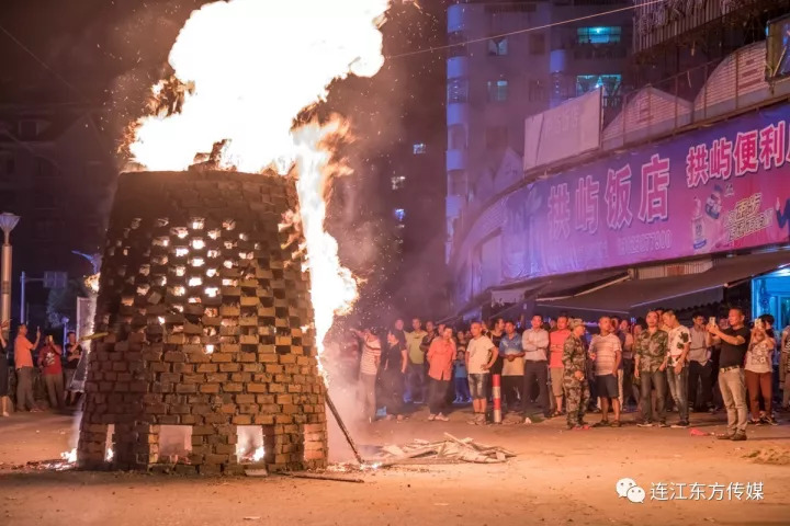 中秋寄乡愁蓉山烧火塔