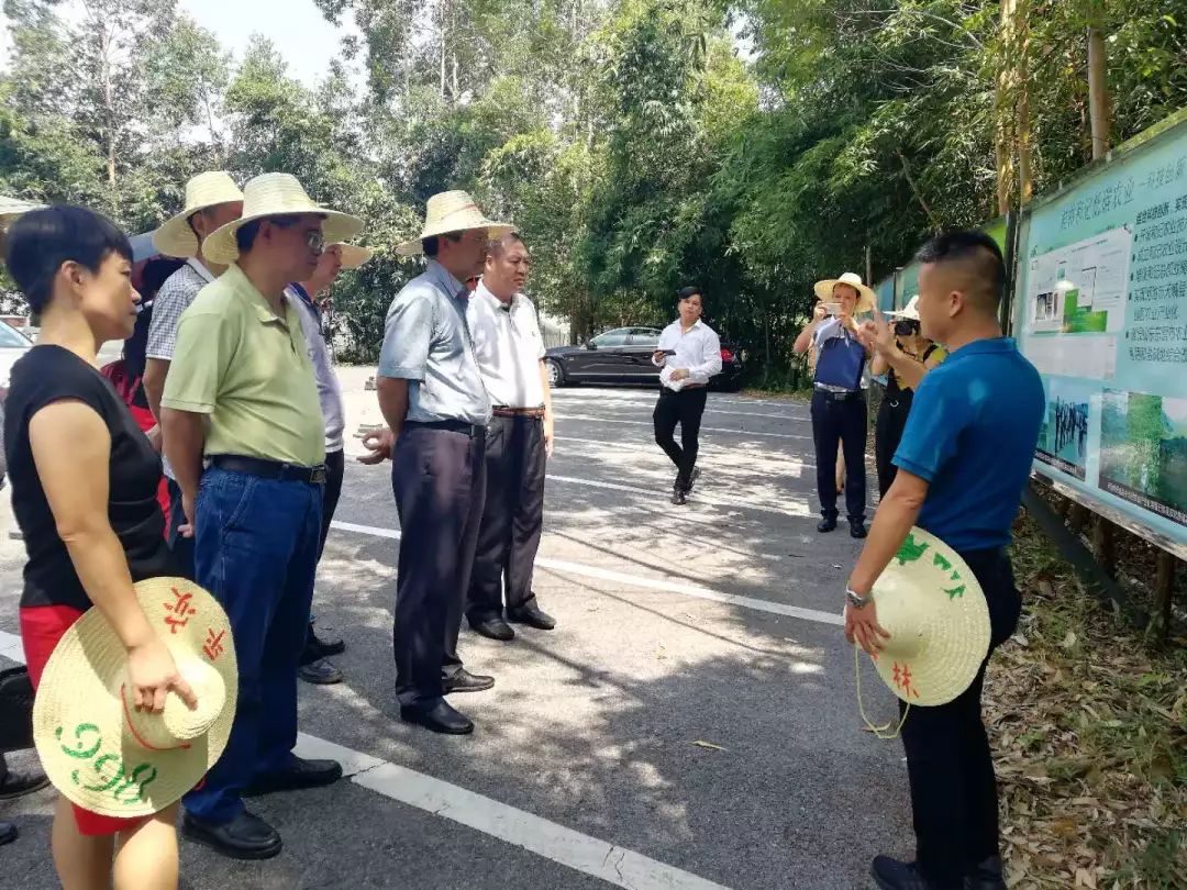 全国政协常委,自治区政协副主席刘慕仁一行在桂林市政协副主席邹长新