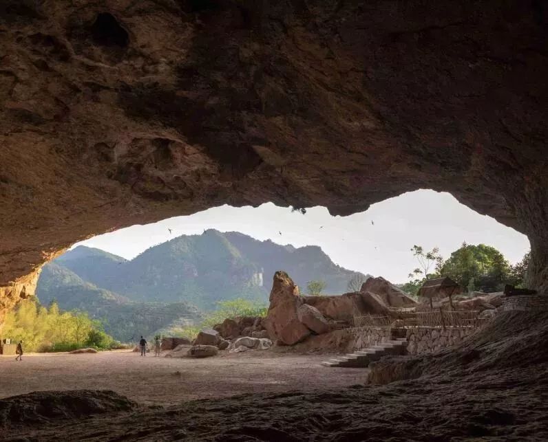 行走台州走进寒岩村寻访唐代诗僧寒山子走过的足迹