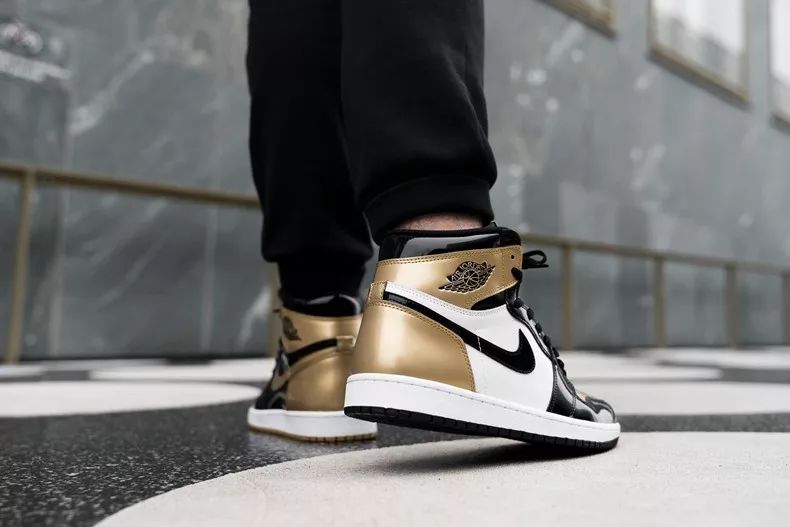 【在途现货44码】jordan aj1 gold top3黑金鸳鸯篮球鞋