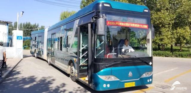 济南k301路新增5部公交车线路为济南公交里程最长来回需4个小时