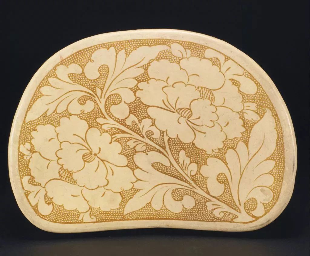 古瓷器上的牡丹纹历代是怎样变化的?
