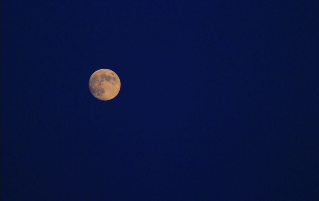中秋月满人团圆,吟诗赏月话习俗!中秋赏月,威海这些地方的月亮最美!