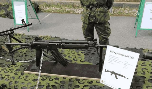 芬兰突击步枪堪称一代精品,但产量仅两万支