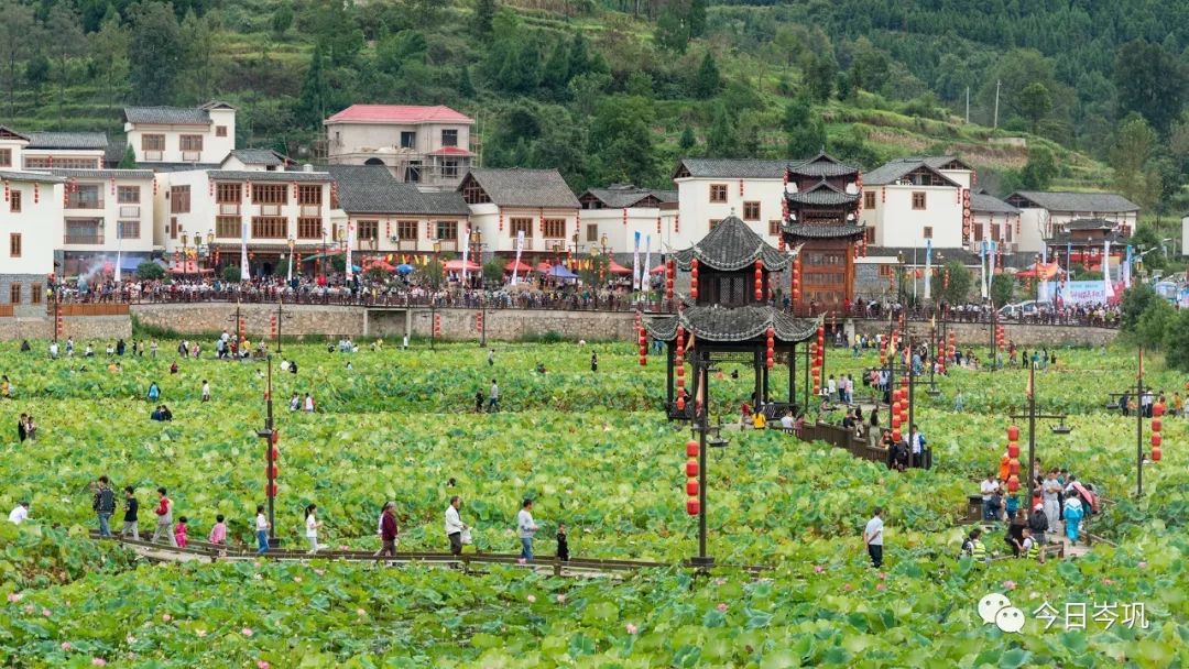 贵州岑巩县马家寨把丰收写在脸上把幸福唱在歌里