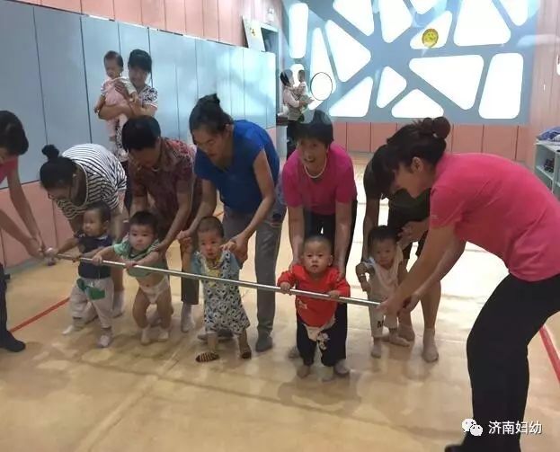 【每周一课】济南妇幼早教课堂展示--小蚂蚁手指游戏