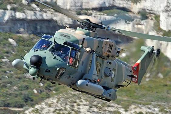 德国,意大利,荷兰,葡萄牙五国联合研制的 中型运输/海军型直升机