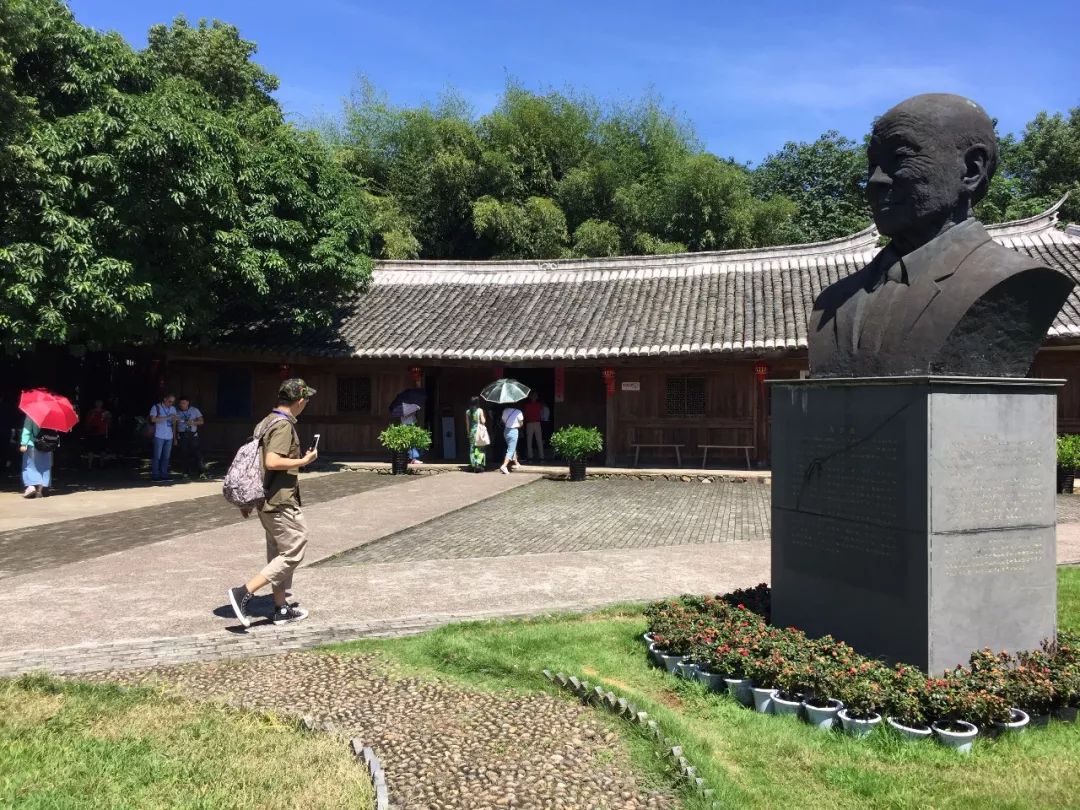 苏步青故居院内