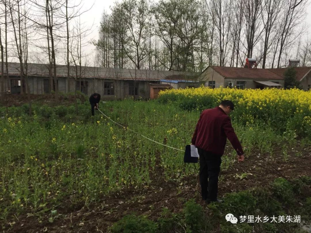 村民扯皮闹冤朱湖农场干部跑屋里劝架