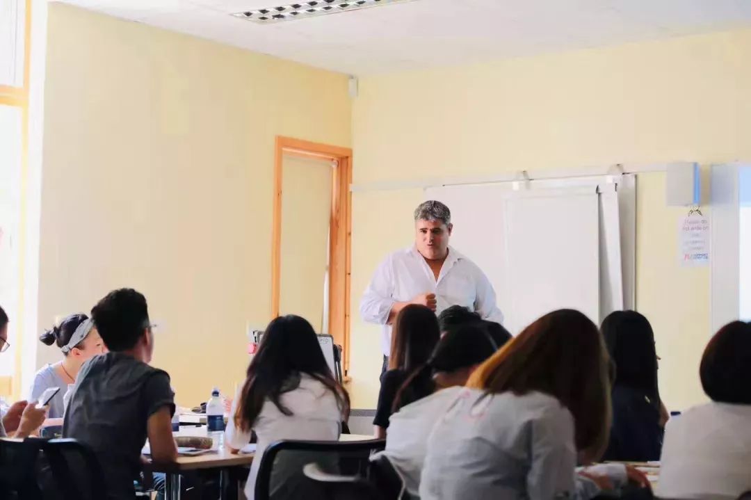 剑桥大学官方项目 | 国际青年领袖培养课程 顶级名校背景提升寒假研学