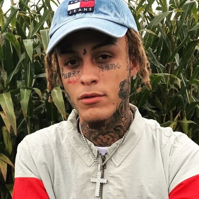 rapper lil skies 将"创意天才