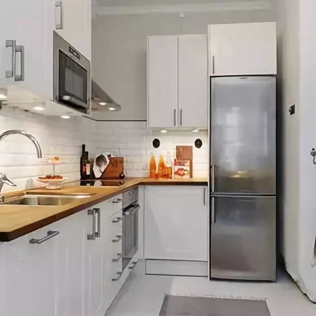 厨房太小,冰箱放哪?聪明人都是这样摆放的,不占空间!非常方便