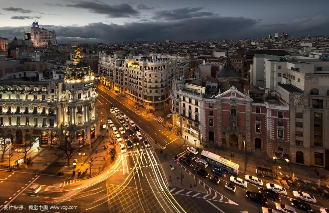 马德里是西班牙首都及最大都市,被称为"欧洲之门.
