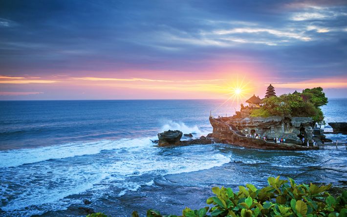 靠近巴厘岛的神秘岛屿,人迹罕至,却被《lonely planet》所钟情