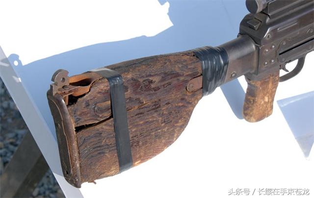 朝鲜研制的枪械 73式轻机枪 高清近照