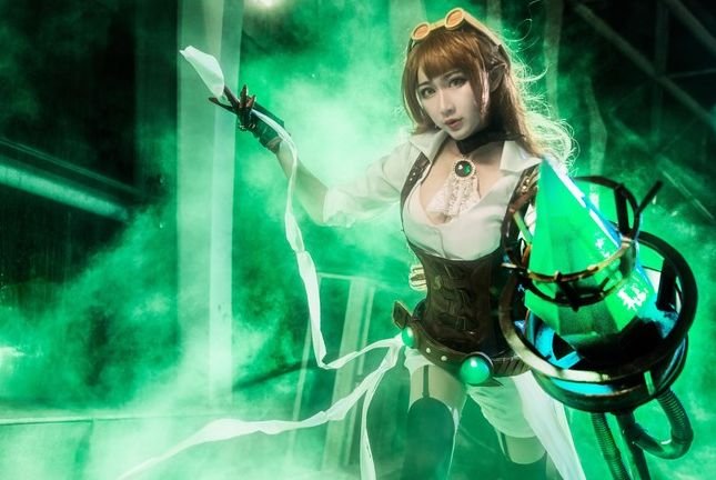 lol:肉装海克斯风女cosplay,手机壁纸首选