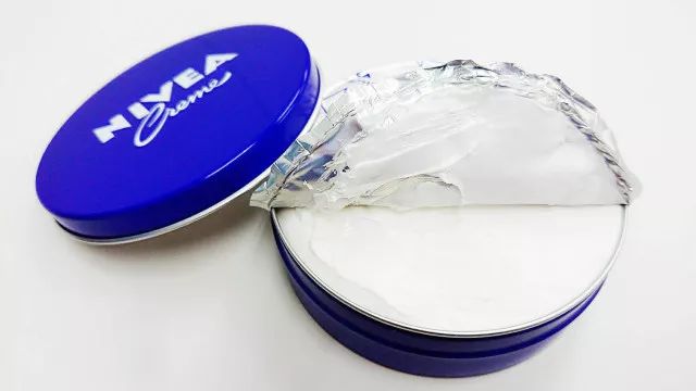 f93841731e0d4f81a90cc6bcc5fdcb8e Shocked! Nivea Creme Blue Tin's hiding function is too powerful!1