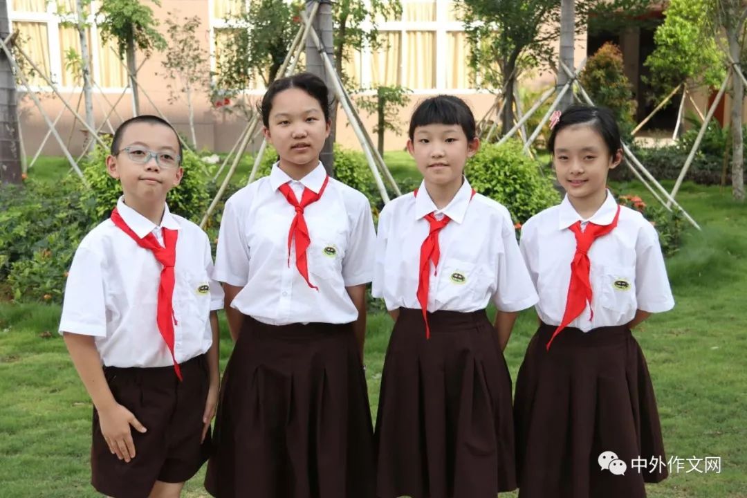 广东东莞东华小学 林欣朦萤火虫