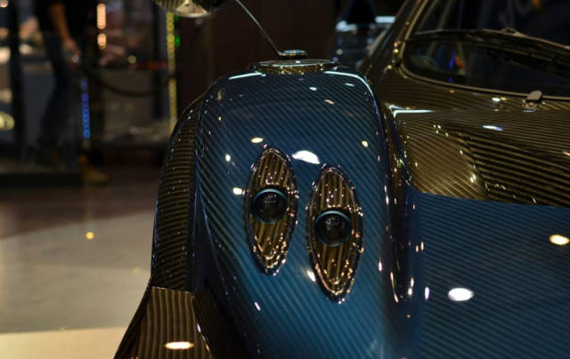 风之子 帕加尼zonda revolucion