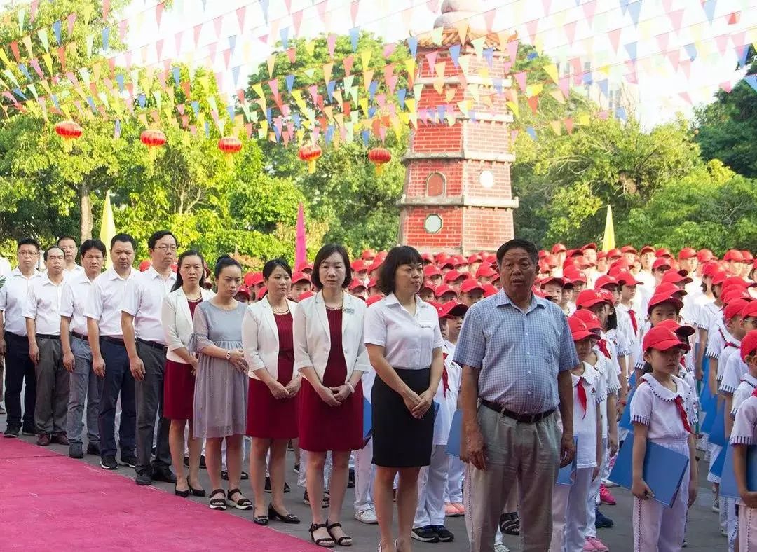 在孔子诞辰2569周年之际,汕头市潮阳实验学校,潮阳实验幼儿园在潮阳区