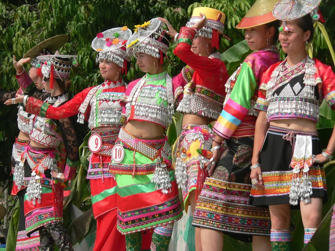 泰国传统服饰设计 - 堆糖，美图壁纸兴趣社区