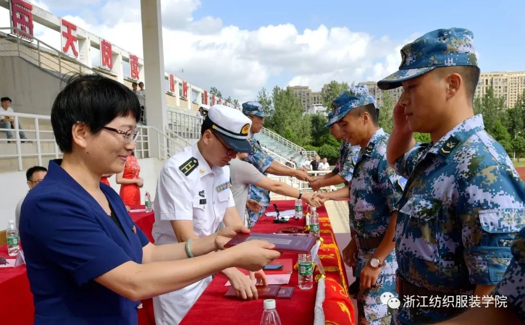 92602部队副政委陈炉标,全体新生,教官,校领导,相关职能处室负责人