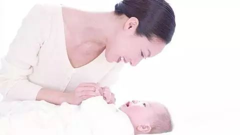 母乳喂养到几岁最好？原来大部分妈妈都过早断奶了