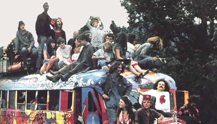 作为美国上个世纪60,70年代的嬉皮士运动发源地,haight-ashbury的名气