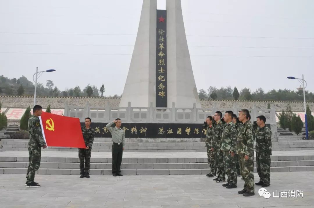 积极组织官兵走进烈士陵园,红色教育基地等场所开展了纪念烈士活动