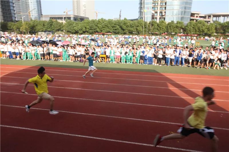 滨江校运 精彩纷呈 ——江西师大附中滨江校区第10届校运会圆满收官