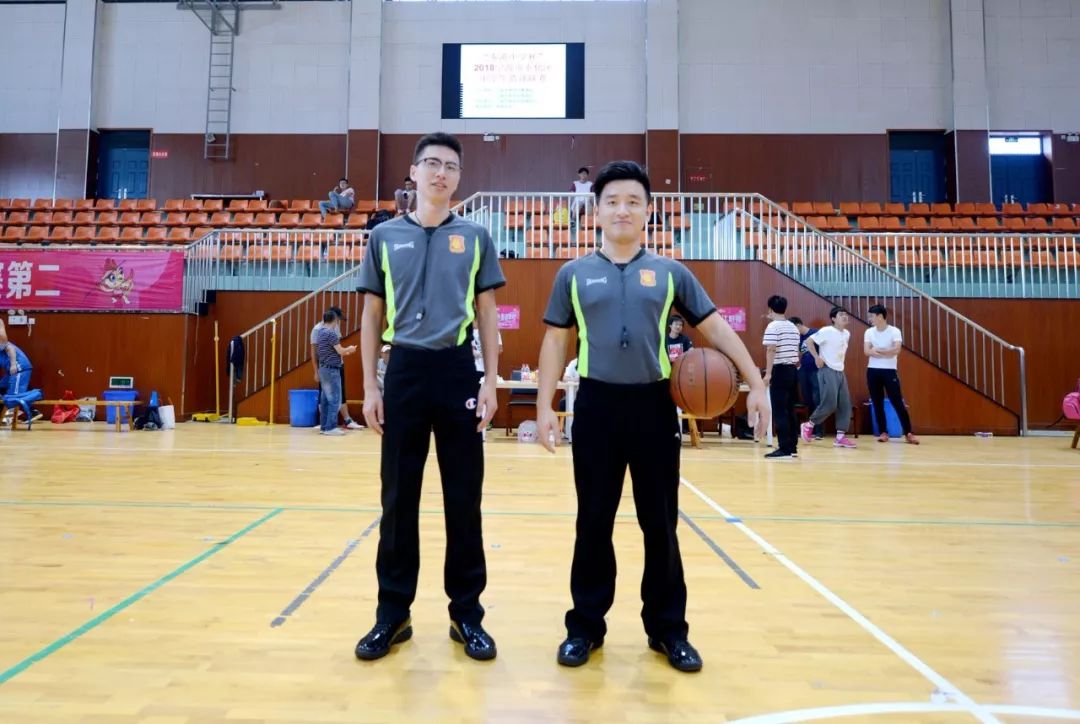 奉港中学杯2018年宁波市奉化区中学生篮球联赛圆满落幕