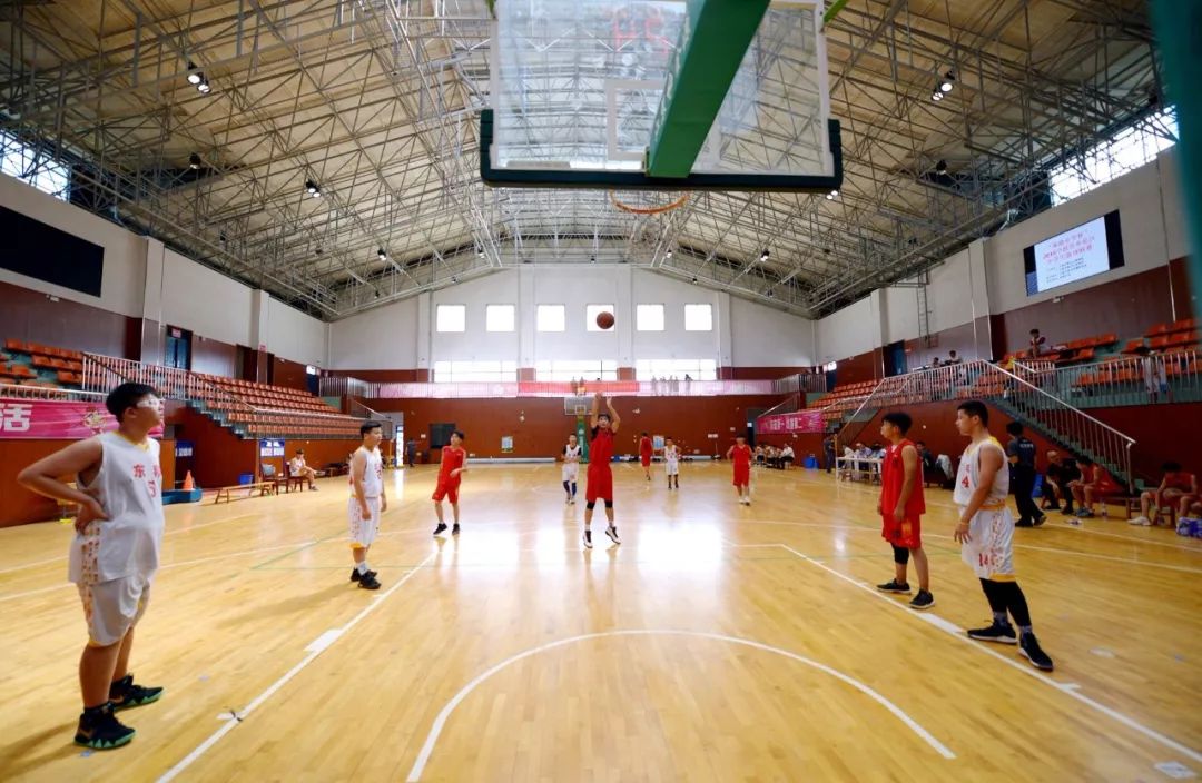 奉港中学杯2018年宁波市奉化区中学生篮球联赛圆满落幕