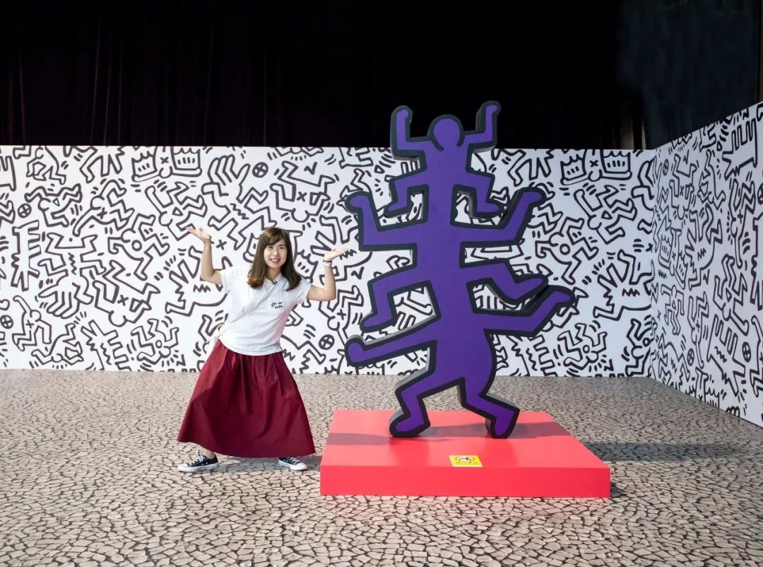 打卡立体雕塑任何一面墙都是打卡背景澳门keith haring展览很容易一眼