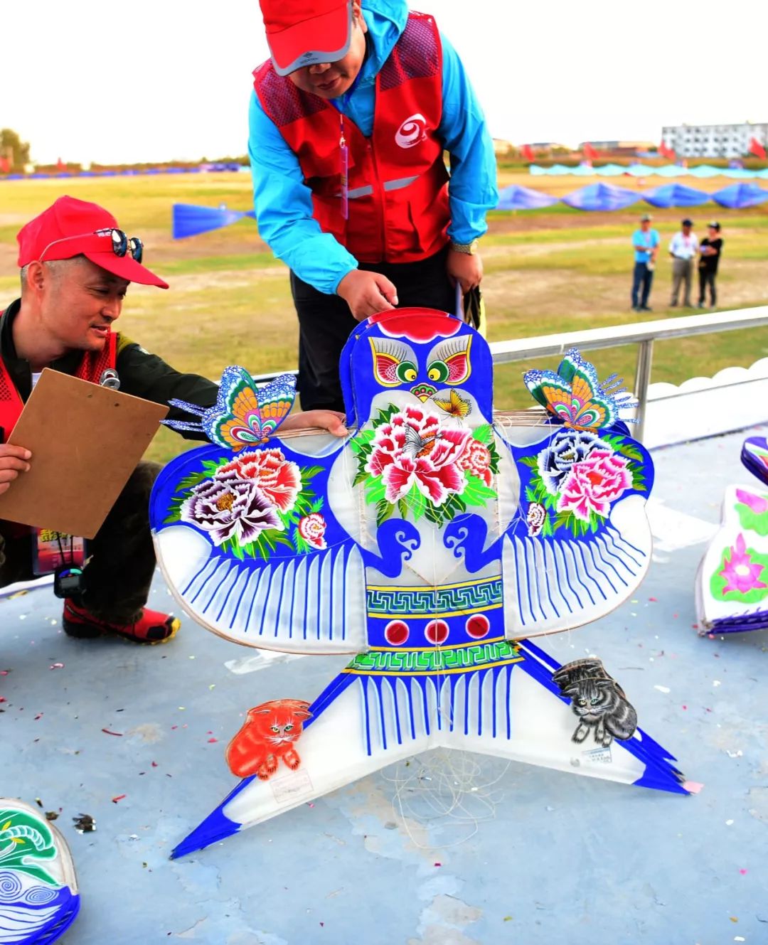 沙燕风筝儿童风筝传统竹架风筝潍坊风筝九天风筝大量批发直销-阿里巴巴