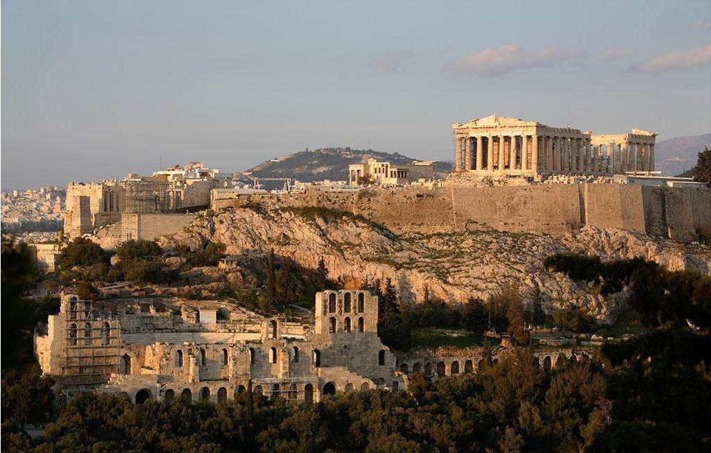 雅典卫城:希腊最杰出的古建筑群