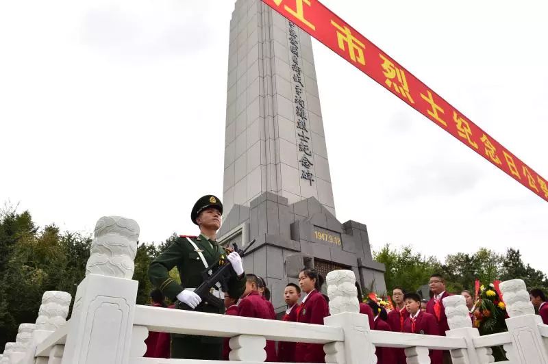 牡丹江举行烈士纪念日公祭仪式