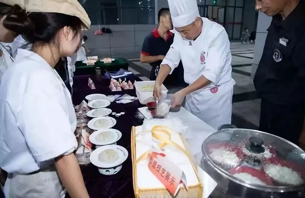 成果展示丨扬州大学旅游烹饪学院面食类老字号"非遗"技艺传承人群研修