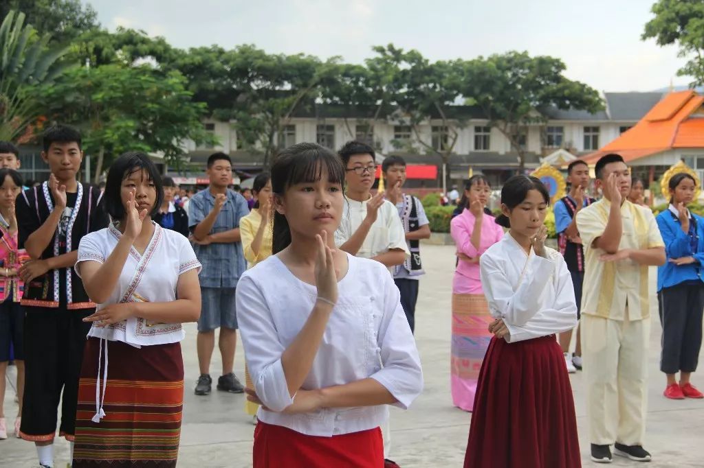 西双版纳州民族中学举行校园大课间操展演活动比赛