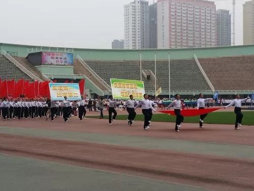 太原三十七中举办2018年秋季运动会