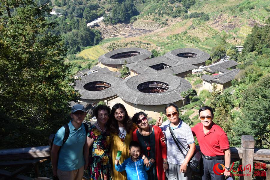 南靖县有多少人口_福建南靖这座土楼太神奇 十八个门三口水井,曾有四百多人