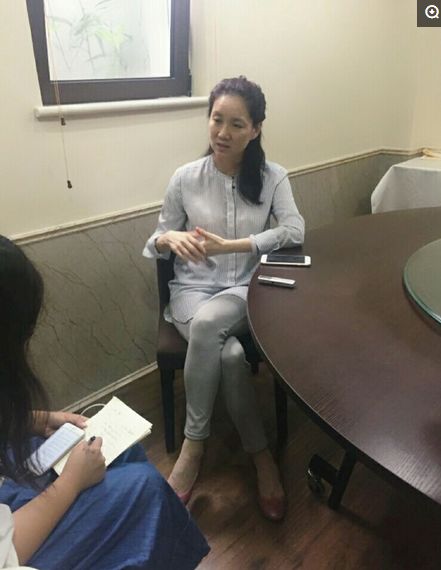 李修平素颜近照曝光!64岁气质优雅端庄大气!女儿博士毕业高材生