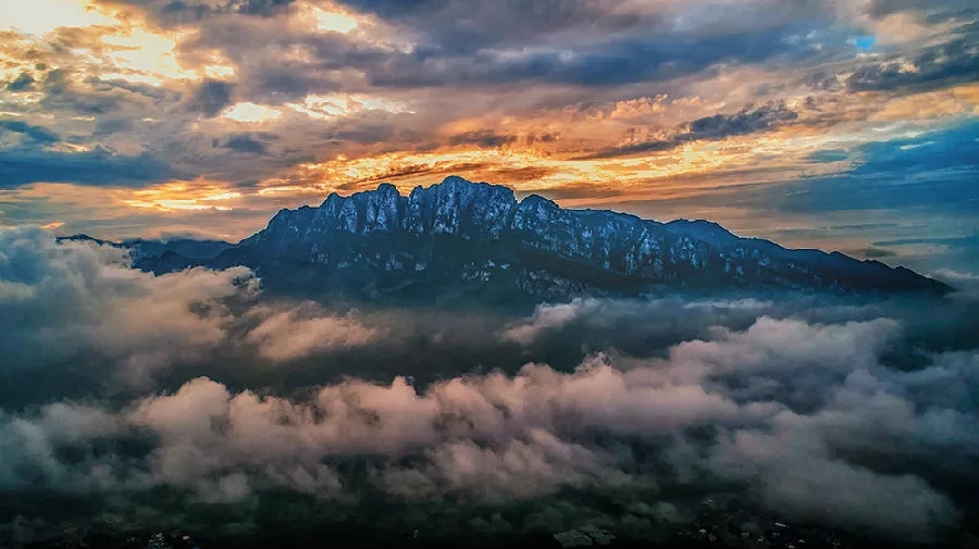 登庐山五老峰