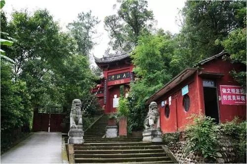 三苏祠—蟆颐观—苏坟山—大旺山—三苏湖—连鳌山—中岩风景区