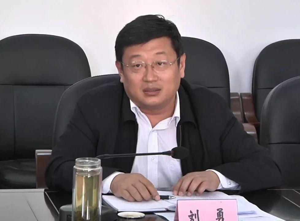 刘勇指出,本次援渝教师团赴我县开展支教工作,是切实帮助我县提升教师