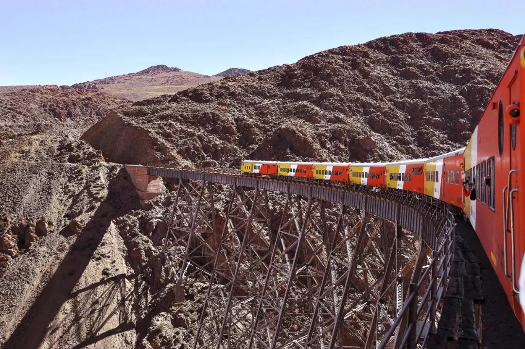 世界上最美的17條火車線路，下個長假去這裡！ 旅行 第12張