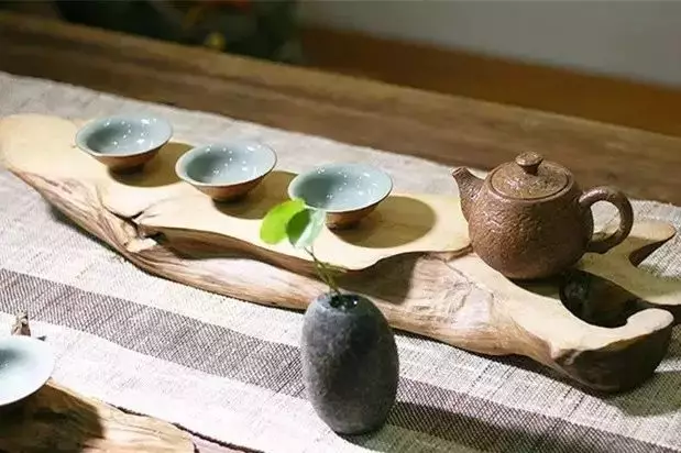 干泡法如何泡茶?不用水吗?