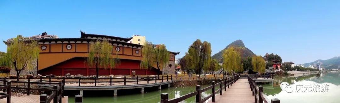 中国庆元廊桥博物馆建于丽水市庆元县蒙洲公园内,系全国首家廊桥专题